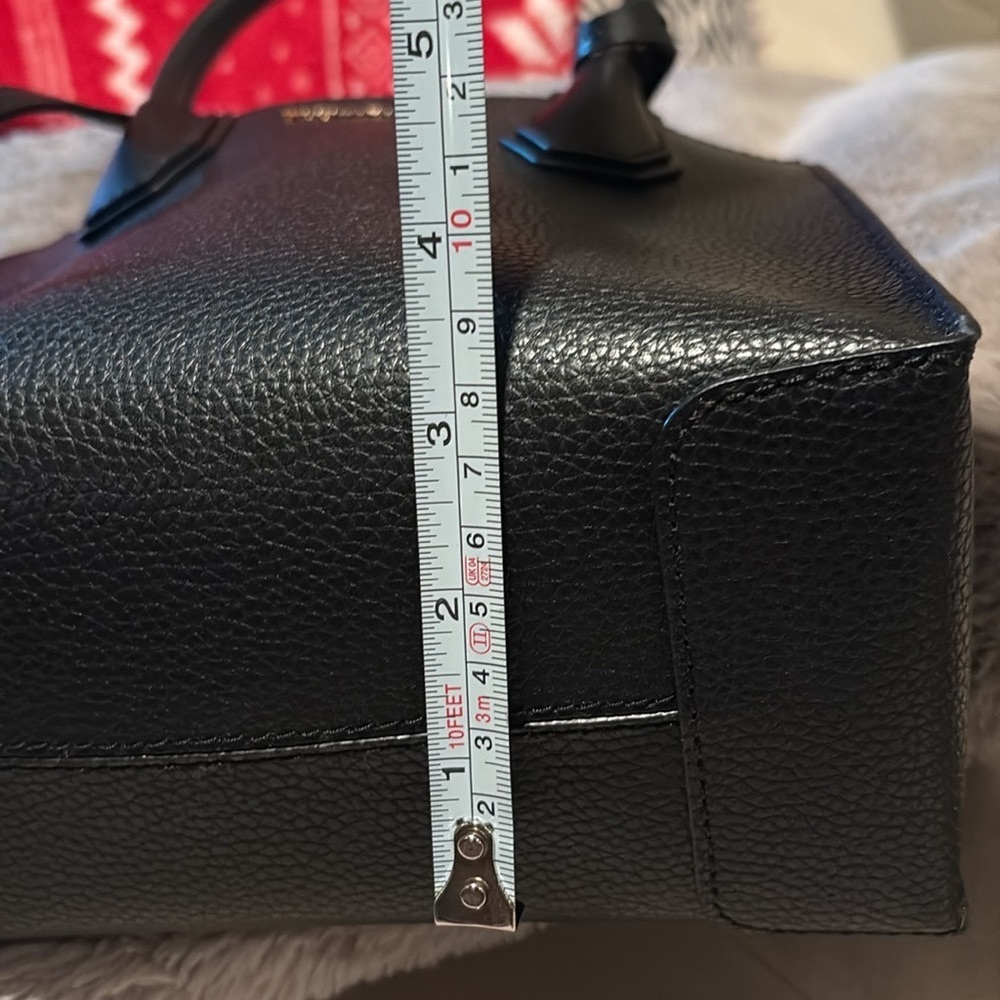 MICHAEL Michael Kors Mercer Messenger Black Leather Bag - Picture 14 of 14